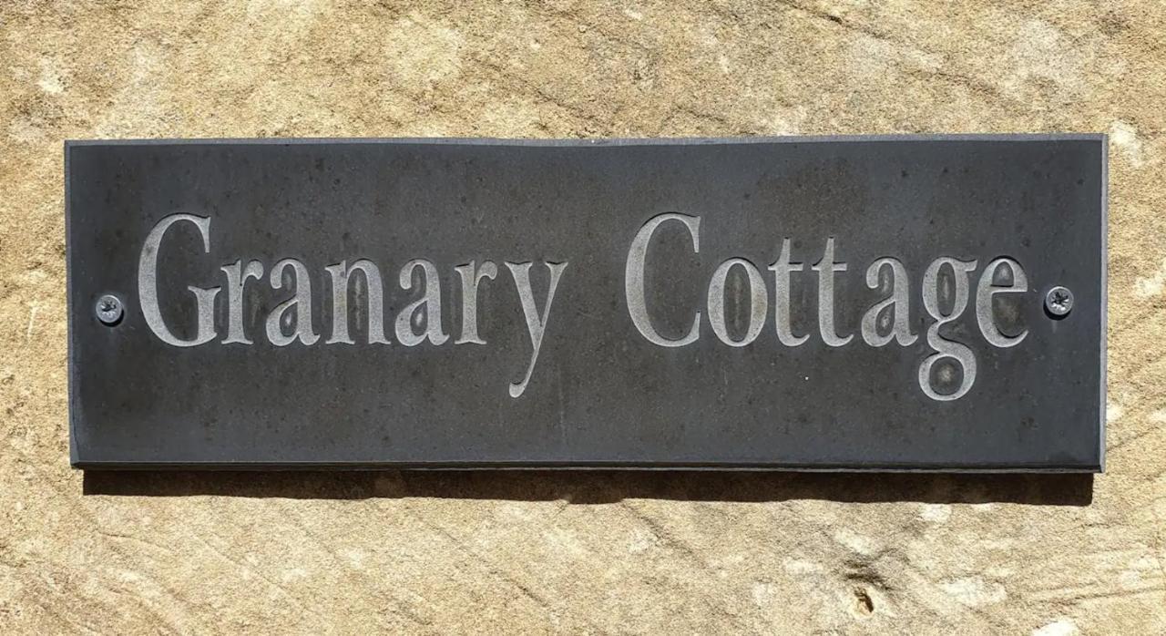 Granary Cottage - Luxury Barn Conversion Weston Subedge Exterior photo