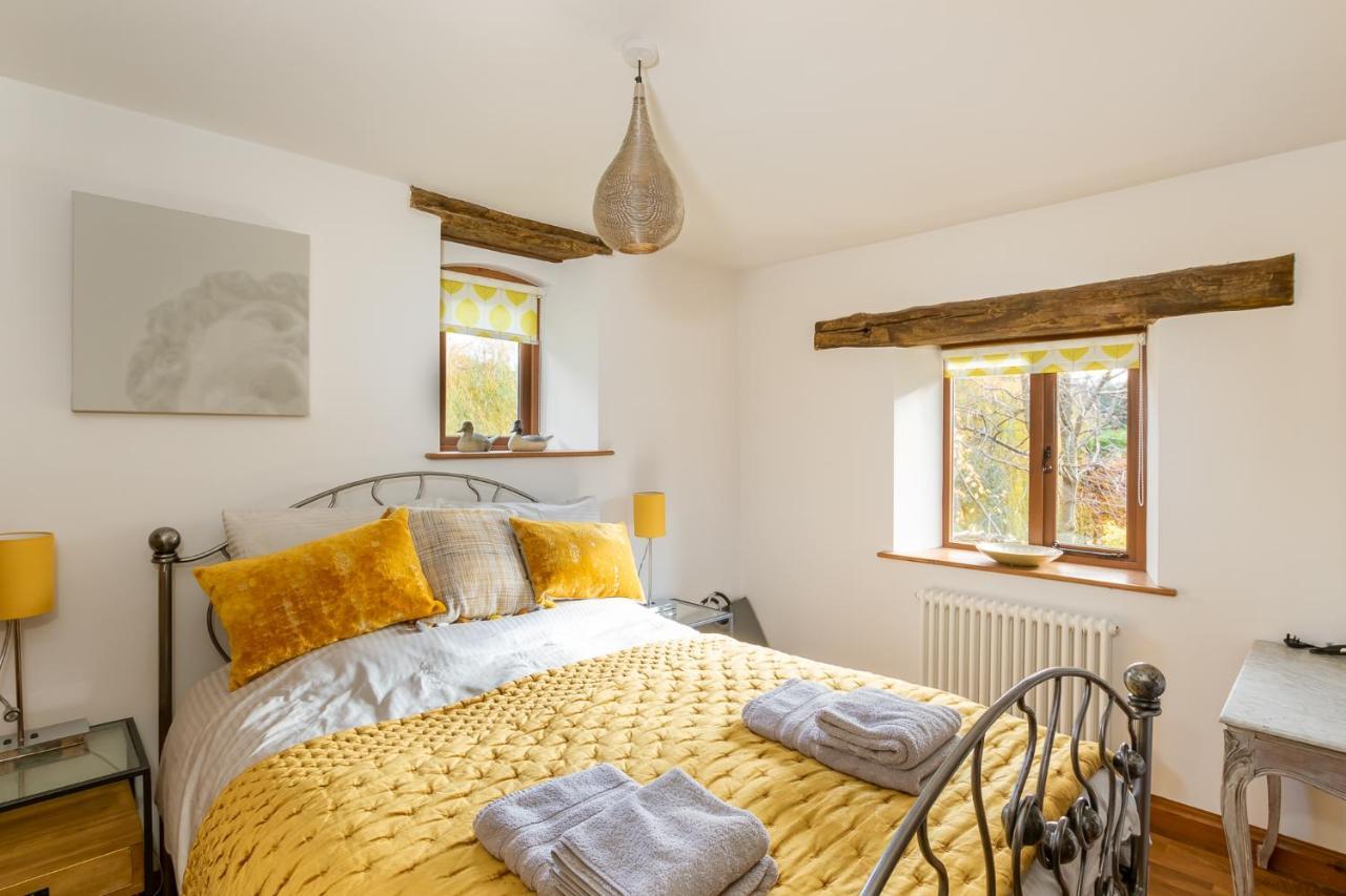 Granary Cottage - Luxury Barn Conversion Weston Subedge Exterior photo